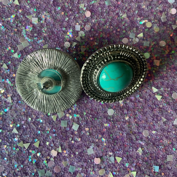 Turquoise and silver stud earrings - Picture 2 of 2